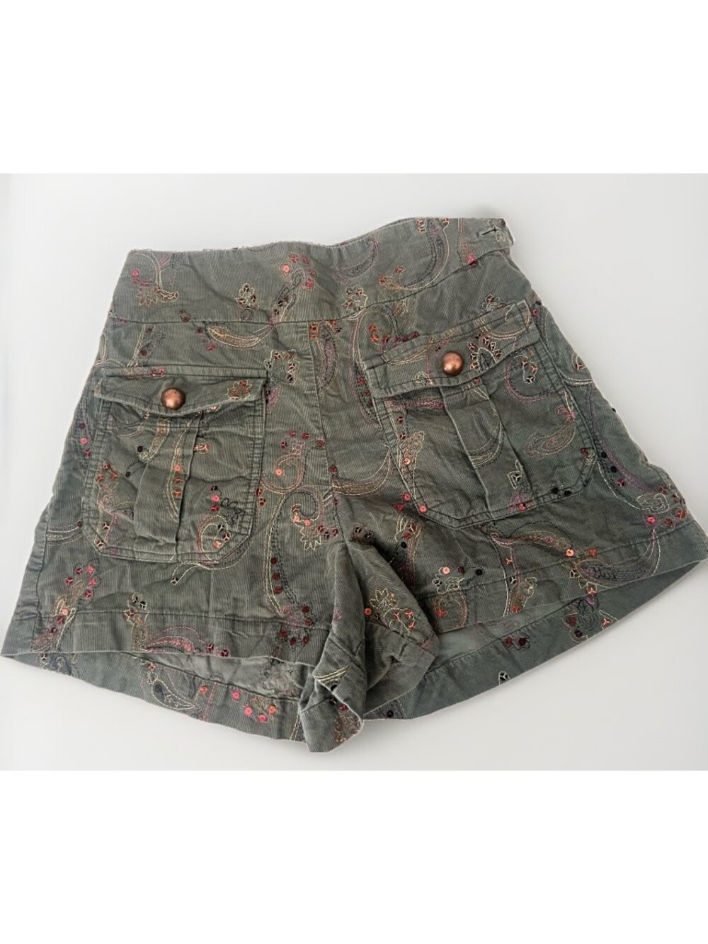 Vintage Y2K Green 26” Corduroy Cargo Shorts Embroidered Paisley Boho Fairycore